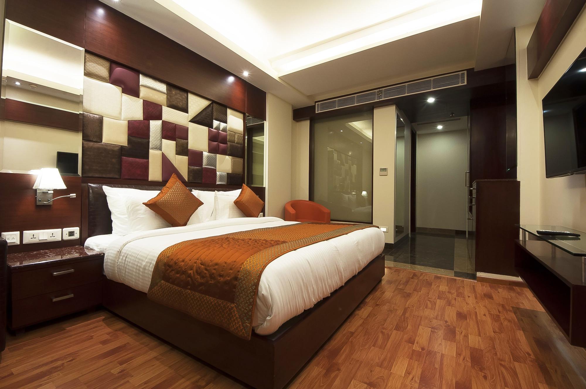 Hotel Golden Grand Дели Экстерьер фото